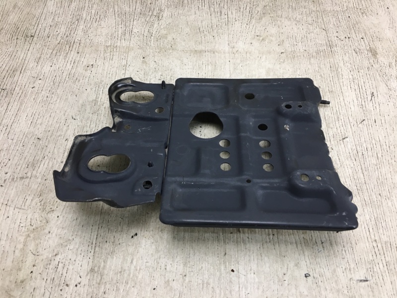 Полка аккумулятора NV200 USA 13- 2015 M20XUS 2.0 MR20DE