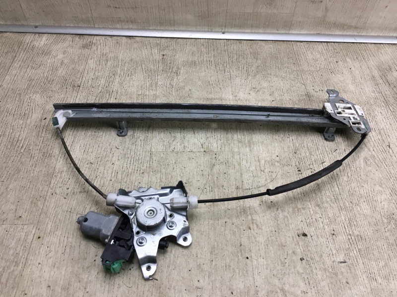 Стеклоподъемник передний левый NV200 USA 13- 2015 M20XUS 2.0 MR20DE Стеклоподъемник передний левый NV200 USA 13- 2015 M20XUS 2.0 MR20DE