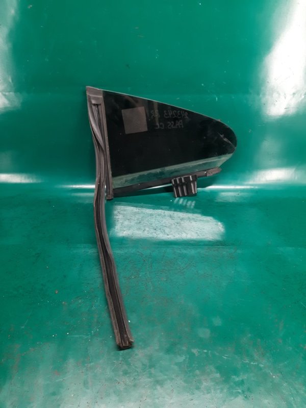 Стекло двери глухое заднее правое PASSAT CC 12-18 2014 Седан 2.0 CCTA