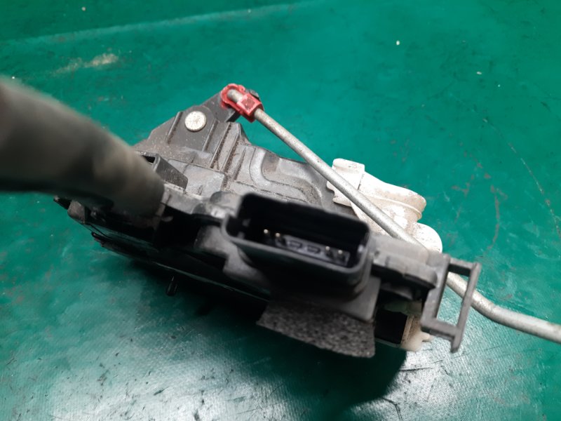 Замок двери задний правый FORTE/CERATO TD 08-13 2012 Седан G4KD 2.0L