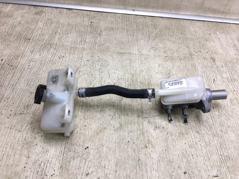 Запчасть главный тормозной цилиндр NISSAN NV200 USA 13- 2015 M20XUS 2.0 MR20DE 46010-3LM0A Б/У Главный тормозной цилиндр NISSAN NV200 USA 13- 2015 M20XUS 2.0 MR20DE 46010-3LM0A Б/У