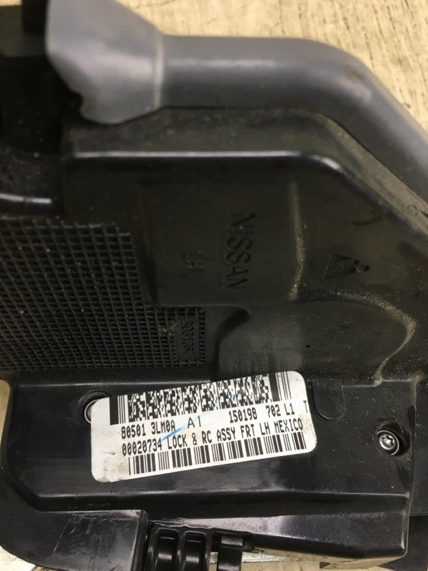 Замок двери передний левый NV200 USA 13- 2015 M20XUS 2.0 MR20DE