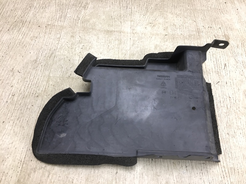 Защита лонжерона левая NISSAN NV200 USA 13- 2015 M20XUS 2.0 MR20DE 628213LM0A Б/У