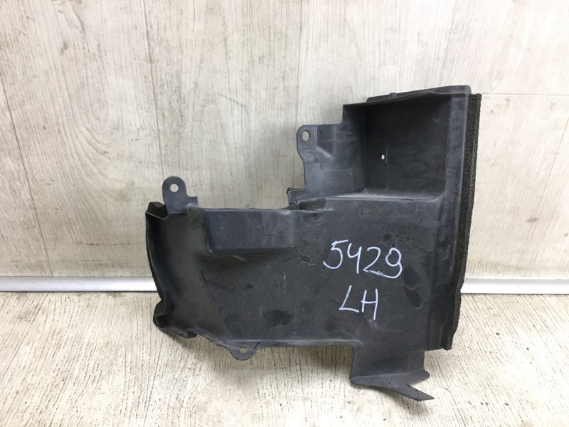 Дефлектор радиатора левый NISSAN NV200 USA 13- 2015 M20XUS 2.0 MR20DE 628233LM0A Б/У