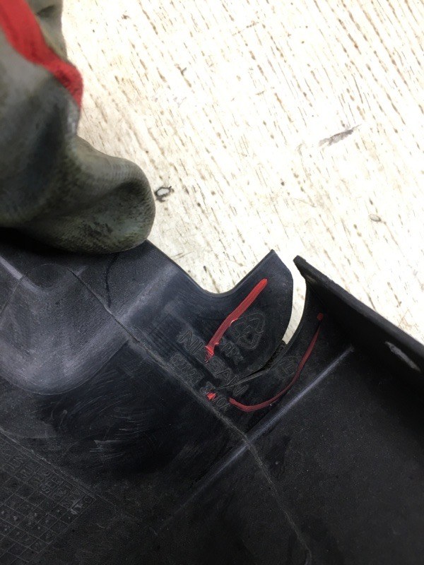 Дефлектор радиатора левый NV200 USA 13- 2015 M20XUS 2.0 MR20DE