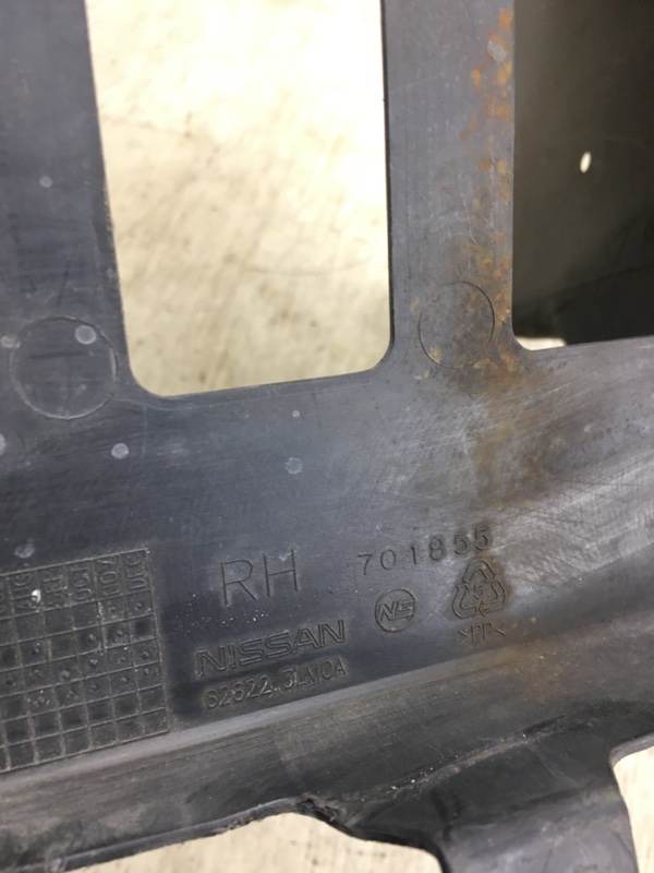 Дефлектор радиатора правый NV200 USA 13- 2015 M20XUS 2.0 MR20DE