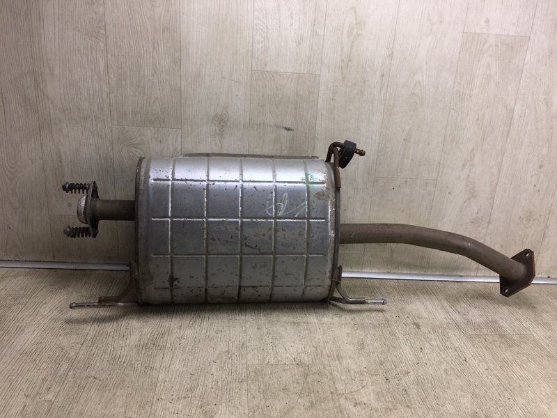 Запчасть глушитель NISSAN NV200 USA 13- 2020 M20XUS 2.0 MR20DE 201003LM0A Б/У Глушитель NISSAN NV200 USA 13- 2020 M20XUS 2.0 MR20DE 201003LM0A Б/У