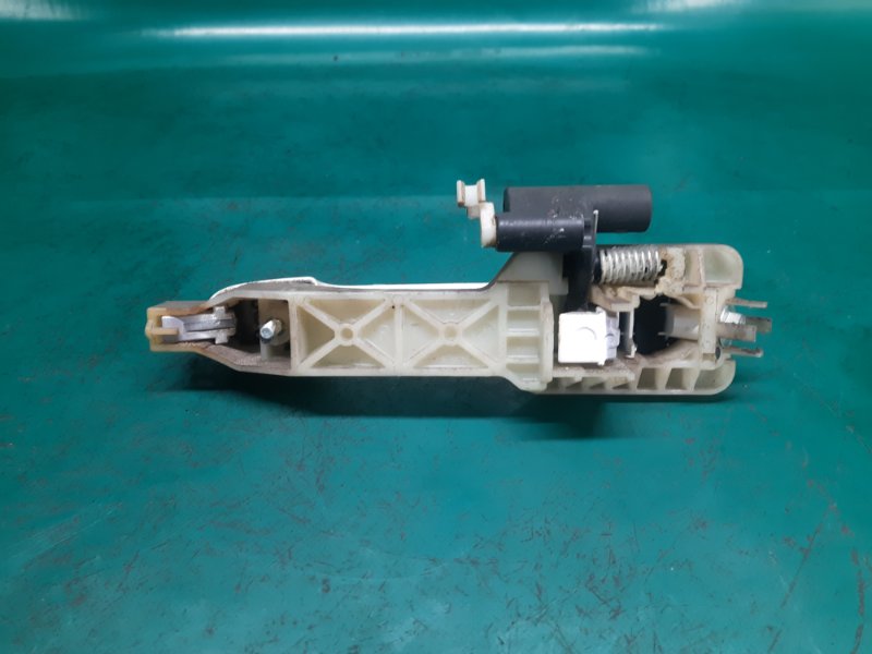 Ручка двери наружная задняя правая FORTE/CERATO TD 08-13 2012 Седан G4KD 2.0L Ручка двери наружная задняя правая FORTE/CERATO TD 08-13 2012 Седан G4KD 2.0L