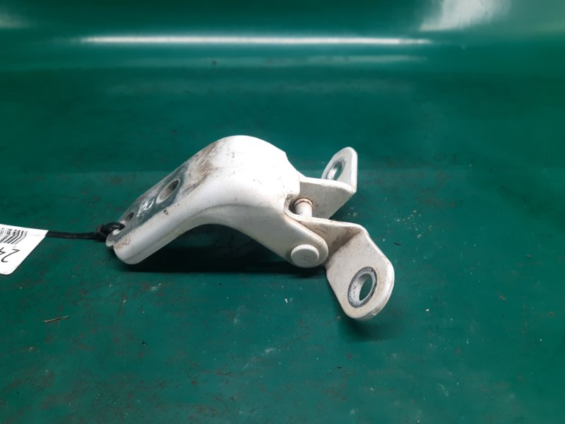 Петля двери верхняя передняя левая KIA FORTE/CERATO TD 08-13 Седан G4KD 2.0L Петля двери верхняя передняя левая KIA FORTE/CERATO TD 08-13 Седан G4KD 2.0L