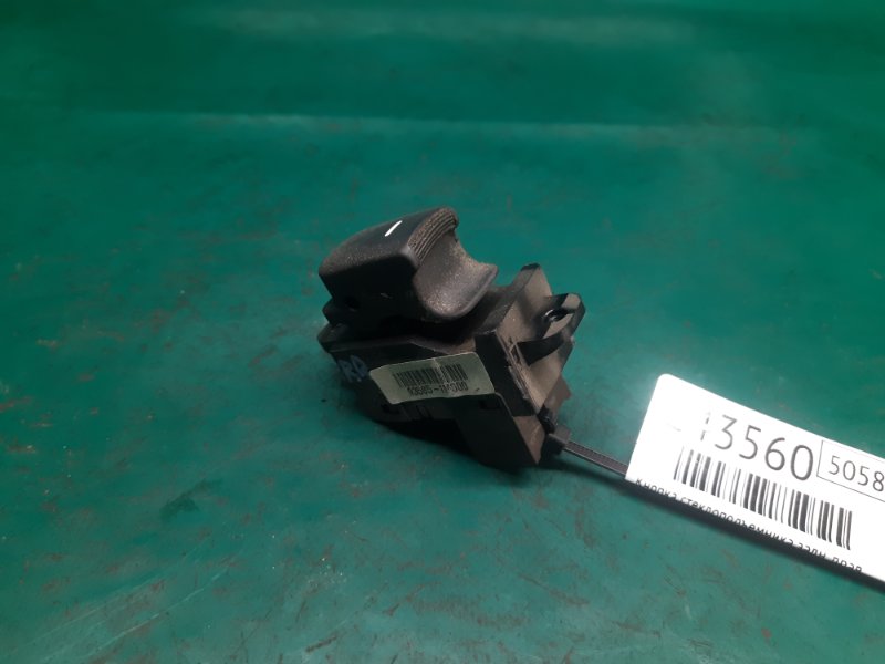 Кнопка стеклоподъемника задняя правая KIA FORTE/CERATO TD 08-13 Седан G4KD 2.0L