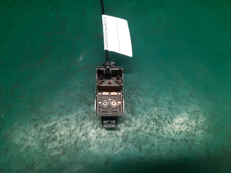 Кнопка стеклоподъемника задняя правая FORTE/CERATO TD 08-13 2012 Седан G4KD 2.0L