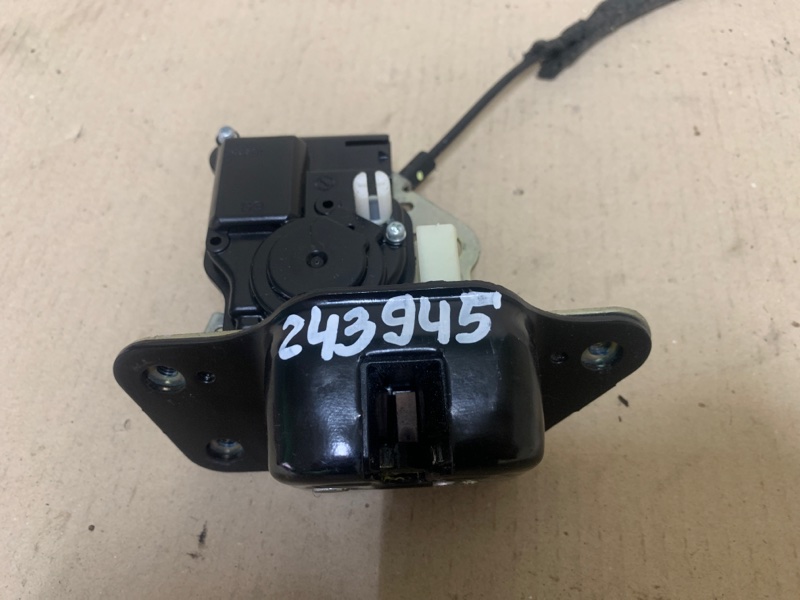 Запчасть замок крышки багажника JEEP PATRIOT 10-17 2014 Внедорожник 2.0 4589131AF Б/У Замок крышки багажника JEEP PATRIOT 10-17 2014 Внедорожник 2.0 4589131AF Б/У