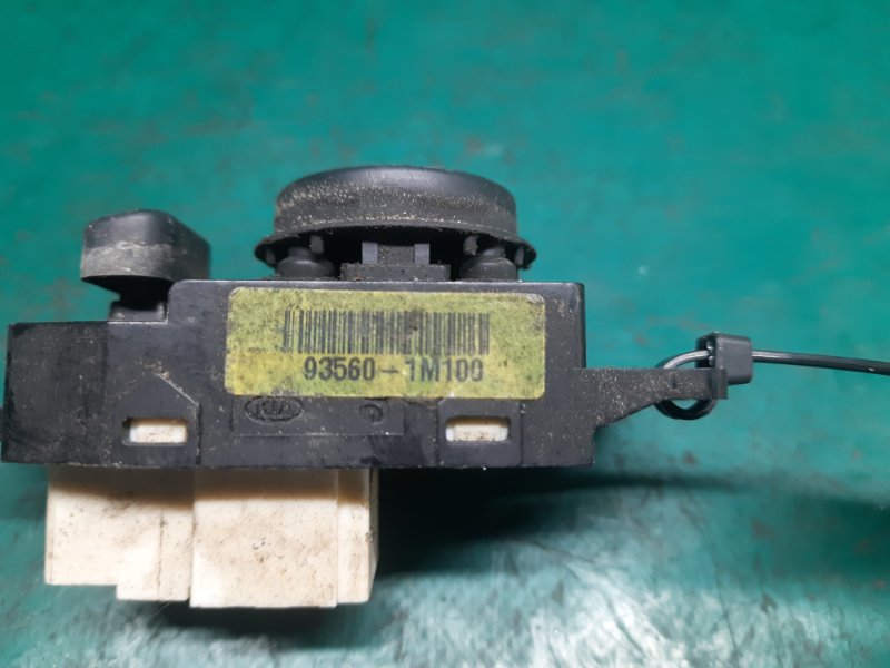 Блок управления зеркалами передний левый FORTE/CERATO TD 08-13 2012 Седан G4KD 2.0L