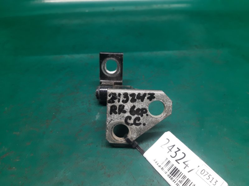 Петля двери верхняя задняя правая PASSAT CC 12-18 2014 Седан 2.0 CCTA