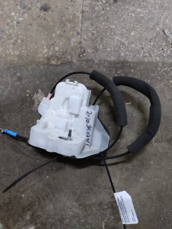 Замок двери задний левый SUBARU LEGACY 09-15 BM 61035AJ01A Б/У