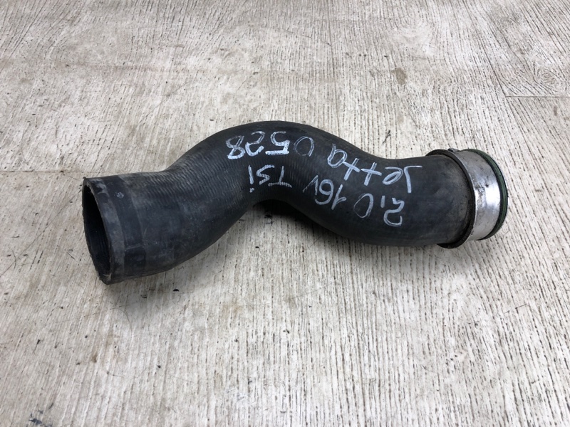 Патрубок интеркулера VOLKSWAGEN JETTA USA 10-17 162 2.0 CPLA