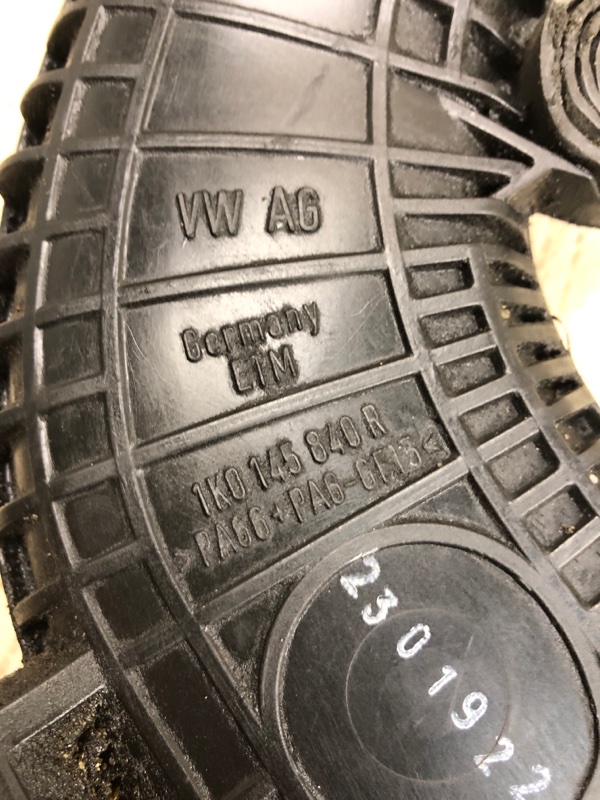 Патрубок интеркулера правый JETTA USA 10-17 2013 162 2.0 CPLA Патрубок интеркулера правый JETTA USA 10-17 2013 162 2.0 CPLA