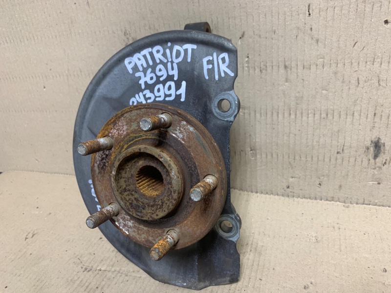 Кулак поворотный передний правый JEEP PATRIOT 10-17 Внедорожник 2.0 Кулак поворотный передний правый JEEP PATRIOT 10-17 Внедорожник 2.0