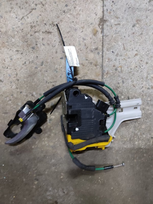 Замок двери задний левый I30 GD 12-17