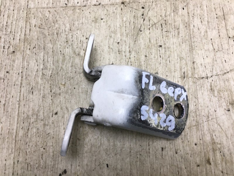 Петля двери верхняя передняя левая NISSAN NV200 USA 13- 2015 M20XUS 2.0 MR20DE 80401-AX000 Б/У