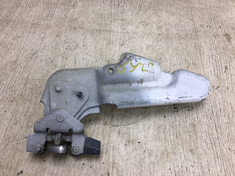 Ролик сдвижной двери нижний левый NISSAN NV200 USA 13- 2015 M20XUS 2.0 MR20DE 82421-JX00B Б/У