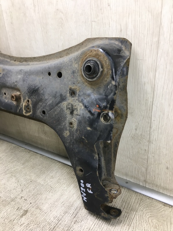 Балка передней подвески NISSAN NV200 USA 13- M20XUS 2.0 MR20DE