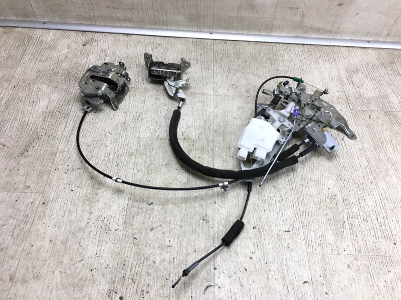 Запчасть замок двери боковой правый NISSAN NV200 USA 13- 2015 M20XUS 2.0 MR20DE 82504-3LM1D Б/У Замок двери боковой правый NISSAN NV200 USA 13- 2015 M20XUS 2.0 MR20DE 82504-3LM1D Б/У