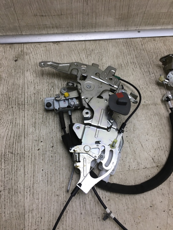 Замок двери боковой правый NV200 USA 13- 2015 M20XUS 2.0 MR20DE Замок двери боковой правый NV200 USA 13- 2015 M20XUS 2.0 MR20DE