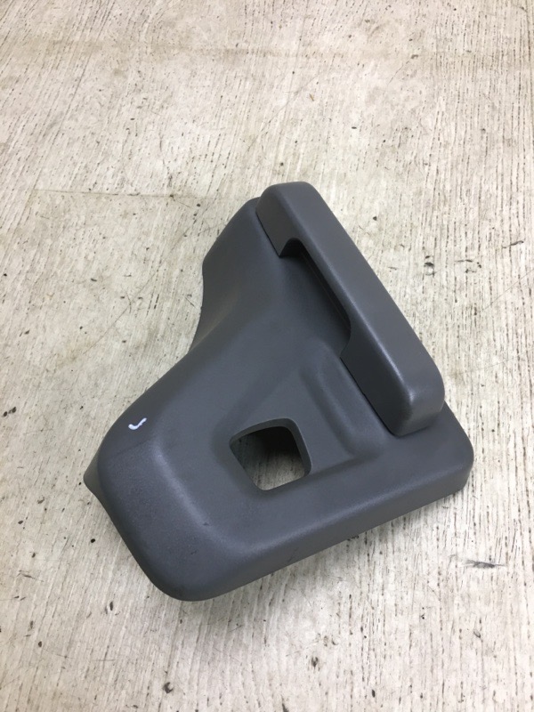 Ручка двери внутренняя левая NISSAN NV200 USA 13- M20XUS 2.0 MR20DE Ручка двери внутренняя левая NISSAN NV200 USA 13- M20XUS 2.0 MR20DE