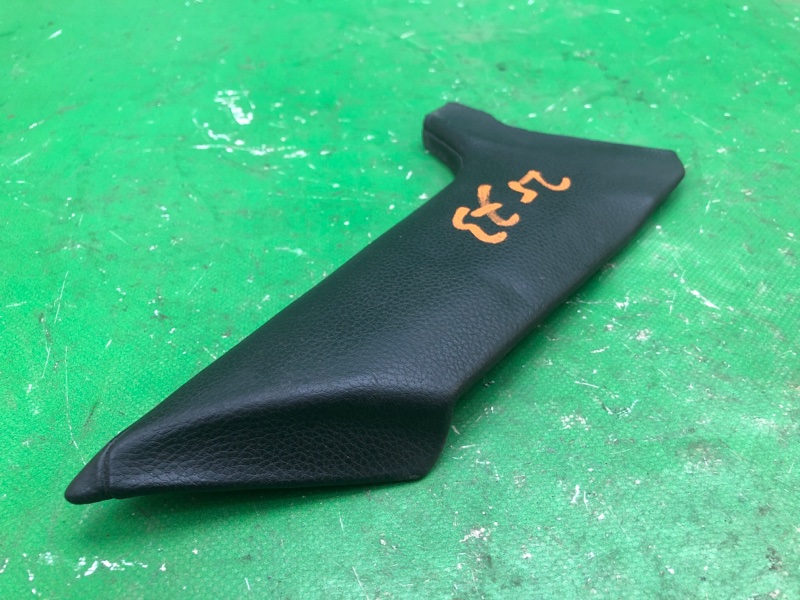 Накладка в салоне правая CAYENNE 10-18 2010 958 4.8 M48.02