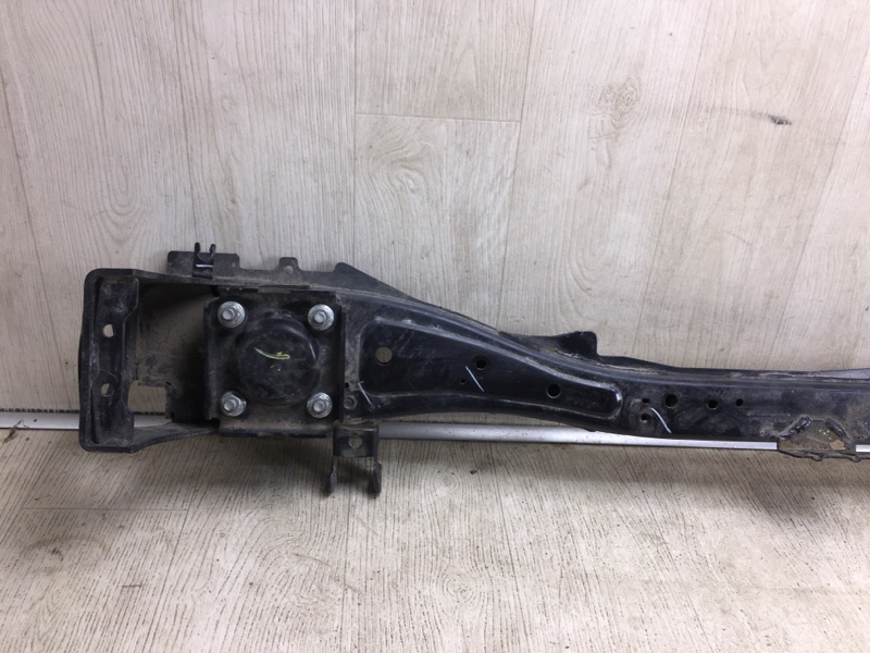 Балка задней подвески NV200 USA 13- 2020 M20XUS 2.0 MR20DE Балка задней подвески NV200 USA 13- 2020 M20XUS 2.0 MR20DE