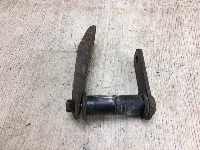 Кронштейн задний левый NISSAN NV200 USA 13- 2015 M20XUS 2.0 MR20DE 55221-3LM0A Б/У