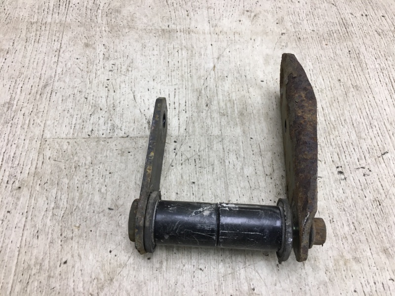 Кронштейн задний правый NISSAN NV200 USA 13- 2015 M20XUS 2.0 MR20DE 55221-3LM0A Б/У