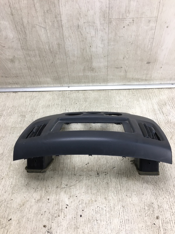 Накладка торпедо под магнитолу NV200 USA 13- 2015 M20XUS 2.0 MR20DE