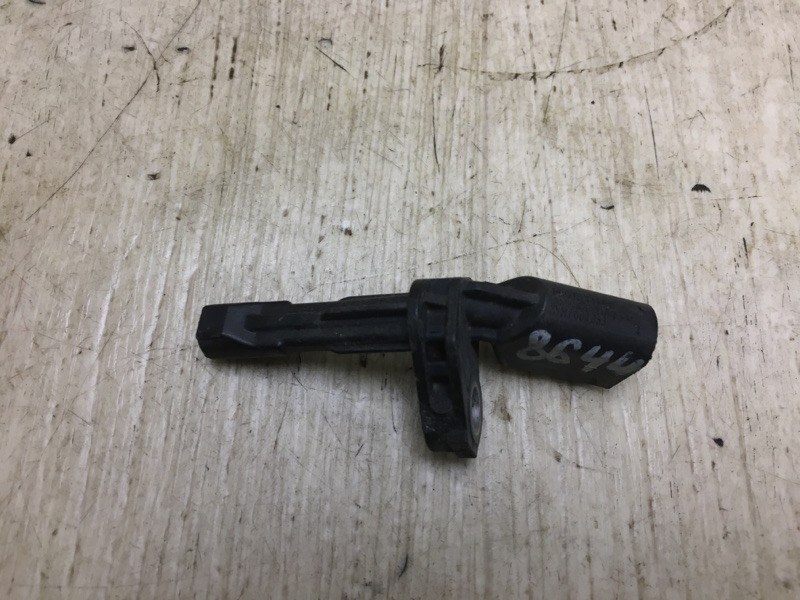 Датчик ABS задний правый VOLKSWAGEN JETTA USA 10-17 2013 162 2.0 CBPA 1K0 927 807 Б/У