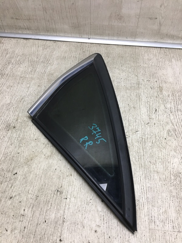 Стекло в кузов заднее правое VOLKSWAGEN JETTA USA 18- JEM 1.4 DGXA