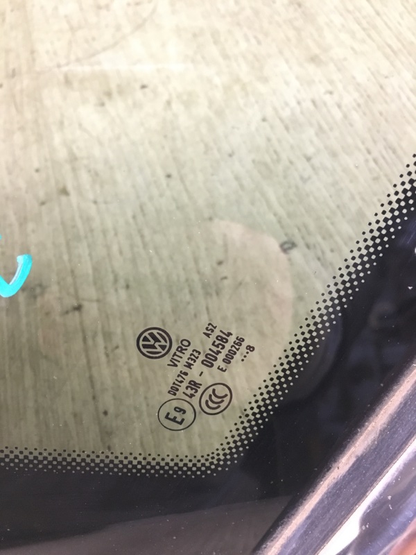 Стекло в кузов заднее левое JETTA USA 18- 2018 JEM 1.4 DGXA Стекло в кузов заднее левое JETTA USA 18- 2018 JEM 1.4 DGXA