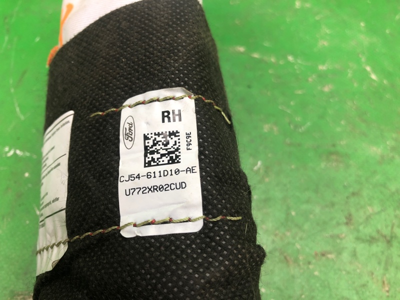 Подушка безопасности в сиденье правая ESCAPE 12-19 2012 TM2 2.0 HDTX