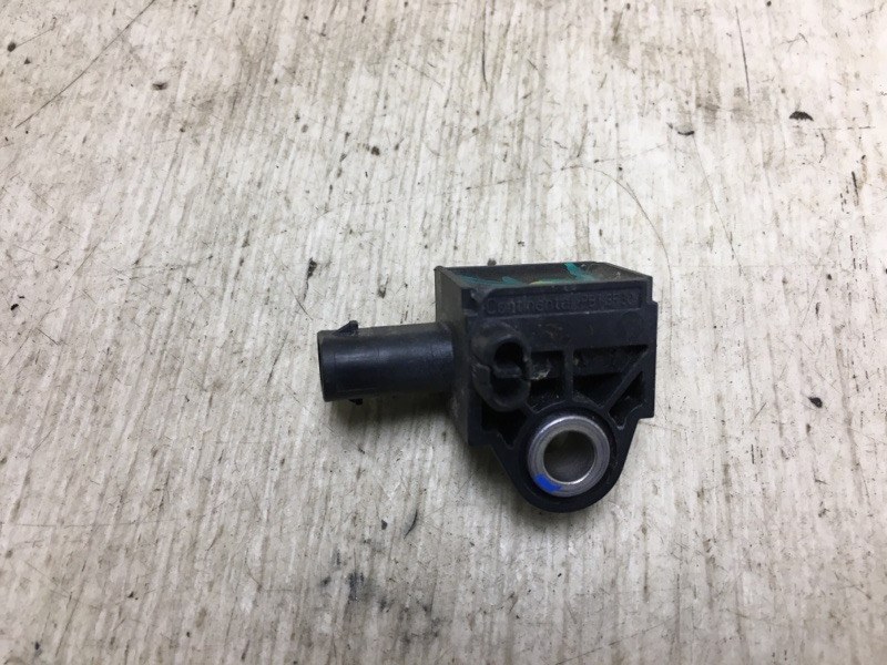 Датчик удара передний VOLKSWAGEN JETTA USA 18- 2018 JEM 1.4 DGXA 5Q0 959 651 B Б/У