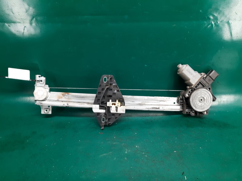 Стеклоподъемник задний правый HONDA CIVIC 4D 06-11 Седан R18A1