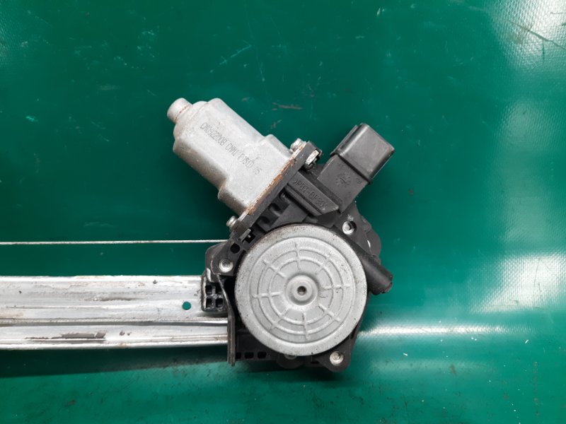 Стеклоподъемник задний правый CIVIC 4D 06-11 2008 Седан R18A1