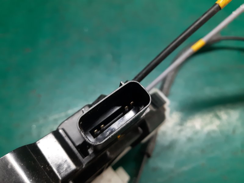 Замок двери задний левый ELANTRA MD 10-15 2013 Седан 1.8 G4NB