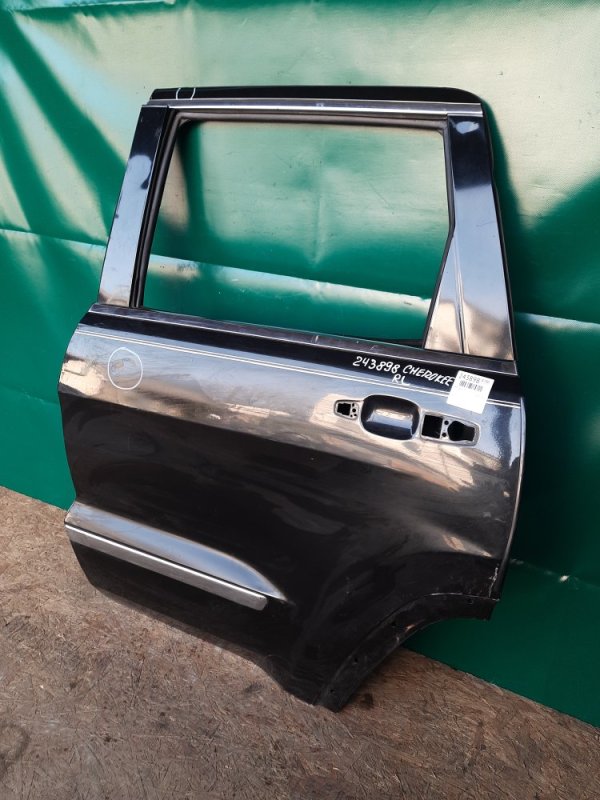 Дверь задняя левая GRAND CHEROKEE 11-22 2013 Внедорожник 5.7 Дверь задняя левая GRAND CHEROKEE 11-22 2013 Внедорожник 5.7