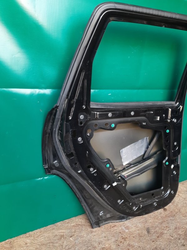 Дверь задняя левая GRAND CHEROKEE 11-22 2013 Внедорожник 5.7 Дверь задняя левая GRAND CHEROKEE 11-22 2013 Внедорожник 5.7