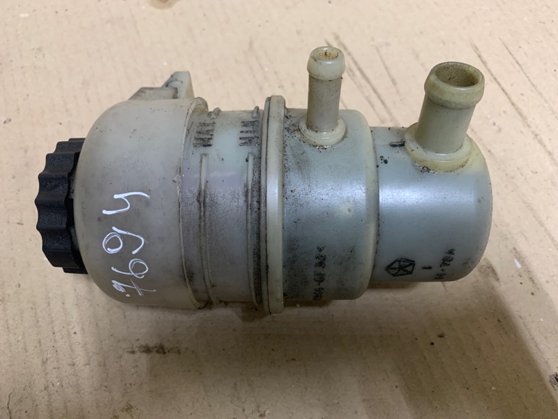 Бачок ГУР PATRIOT 10-17 2014 Внедорожник 2.0 Бачок ГУР PATRIOT 10-17 2014 Внедорожник 2.0