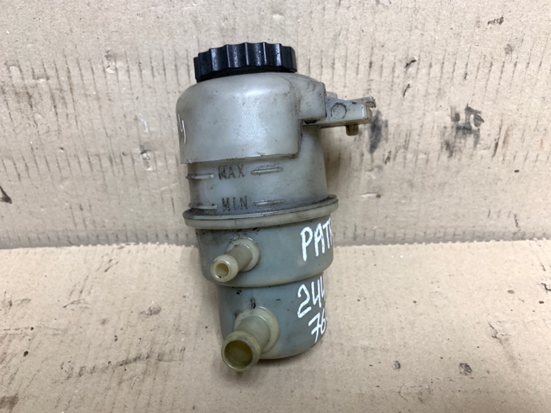 Бачок ГУР PATRIOT 10-17 2014 Внедорожник 2.0 Бачок ГУР PATRIOT 10-17 2014 Внедорожник 2.0