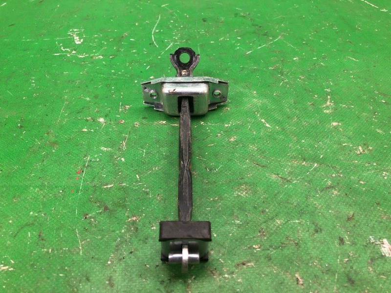 Ограничитель двери задний левый ACURA RDX 12-19 Ограничитель двери задний левый ACURA RDX 12-19