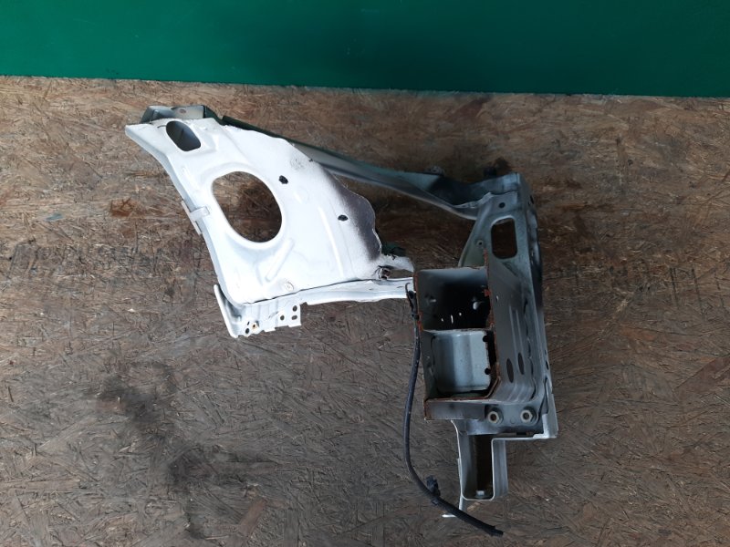 Панель передняя верхняя передний левый LS460 06-12 2008 Седан 4.6 1UR-FSE