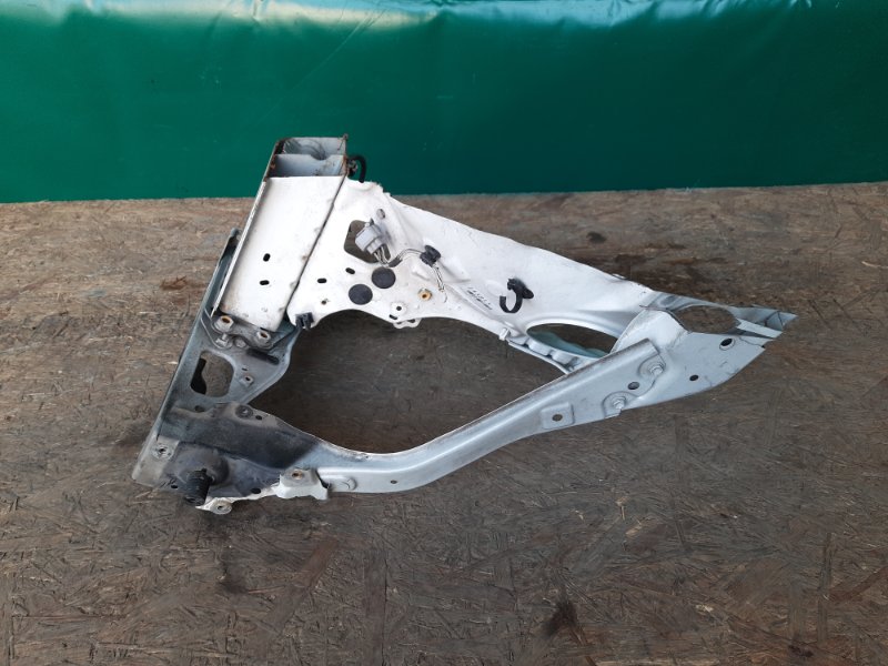 Панель передняя верхняя передний левый LS460 06-12 2008 Седан 4.6 1UR-FSE