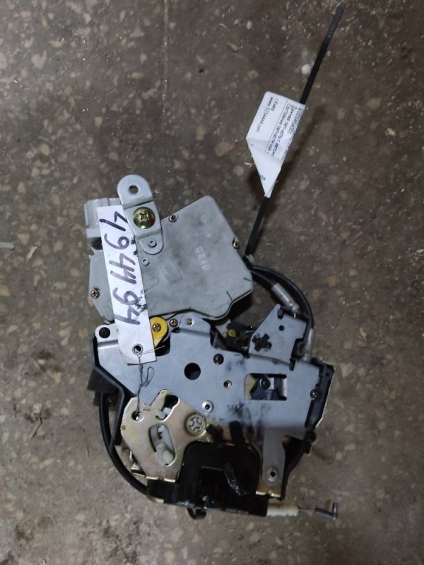 Запчасть замок двери задний правый SUBARU FORESTER SG 02-07 61035SA021 Б/У Замок двери задний правый SUBARU FORESTER SG 02-07 61035SA021 Б/У